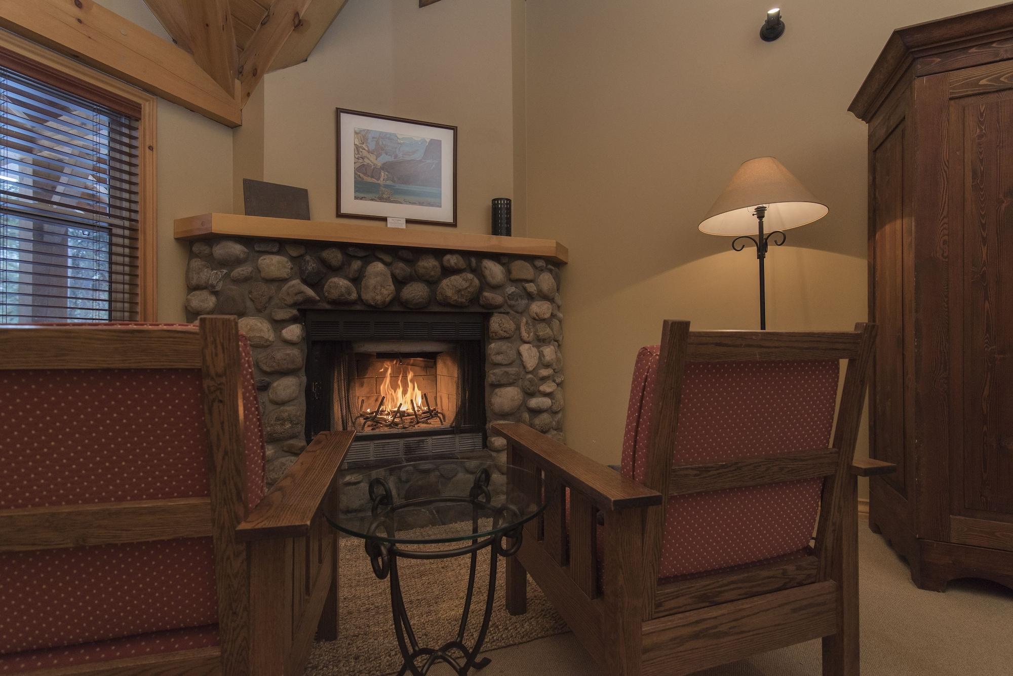 Buffalo Mountain Lodge Μπανφ Εξωτερικό φωτογραφία